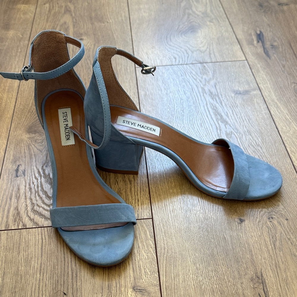 Steve Madden Sky Blue Heeled Sandals - Picture 6 of 7